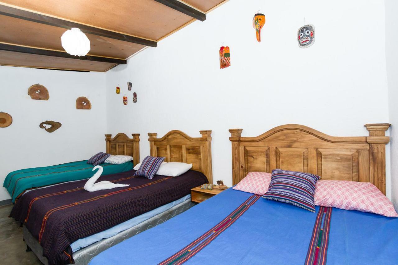 Tamarindo Guest House, Near Arco Santa Catarina Antigua Extérieur photo